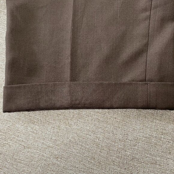 Haggar CLASSIC FIT Dress Pants Men 40 x 31 High Rise Brown Pleated Office - Picture 7 of 14